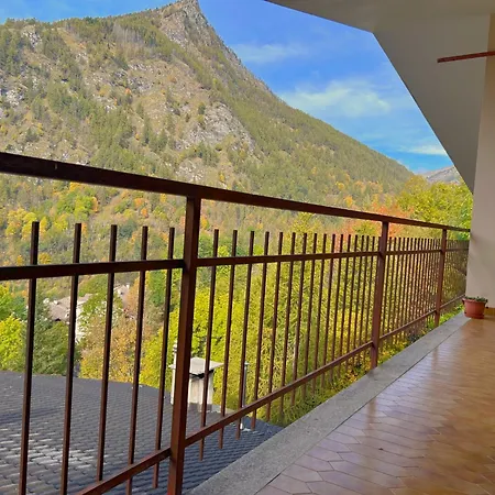 Apartment House La Castellata